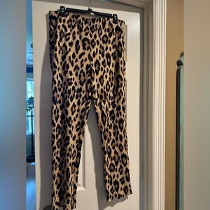 Chicos leopard pants NWT